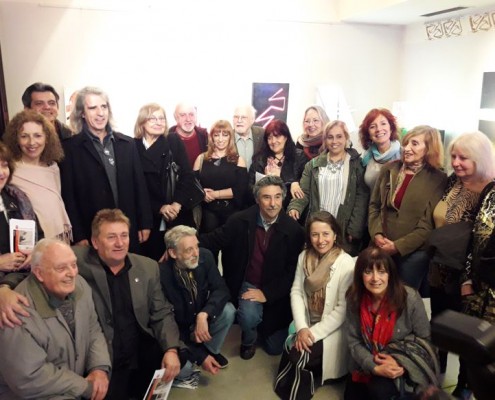 Artistas expositores en la inauguración.