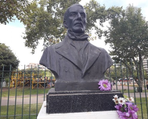 Busto del Gral. San Martín en el Parque Centenario.