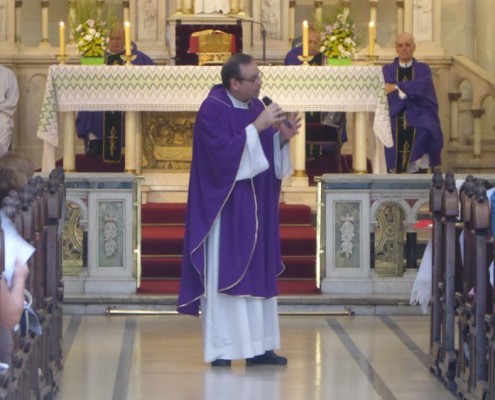 Su última homilía en la parroquia Santa Julia