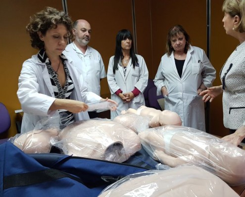 Entrega del Pack de Maniquies para la práctica de RCP