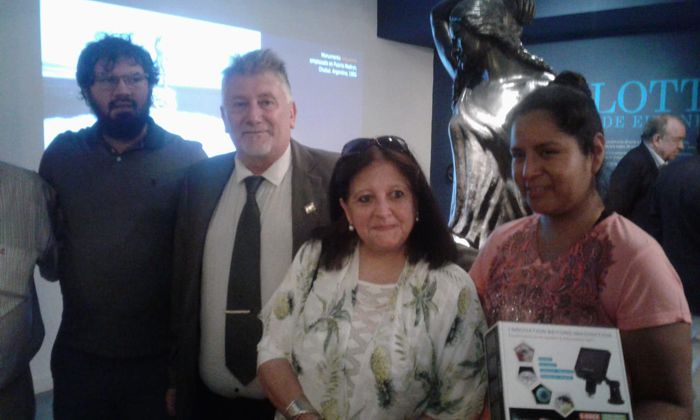Estuvieron en el evento, Hipólito Forno, presidente de la Junta Comunal 6 y la Prof . María Eugenia Callamullo León, a cargo del área de restauración del Museo.