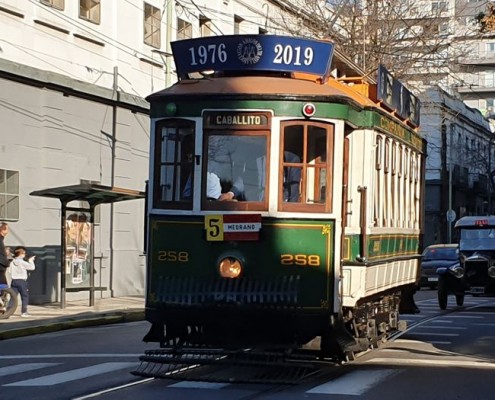 El "Lacroze" durante su recorrido en la fiesta del Tranvía.